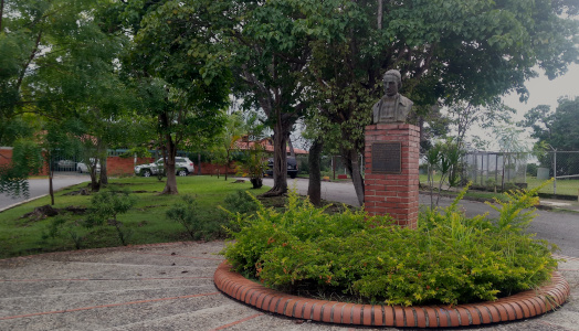 Plaza Champagnat